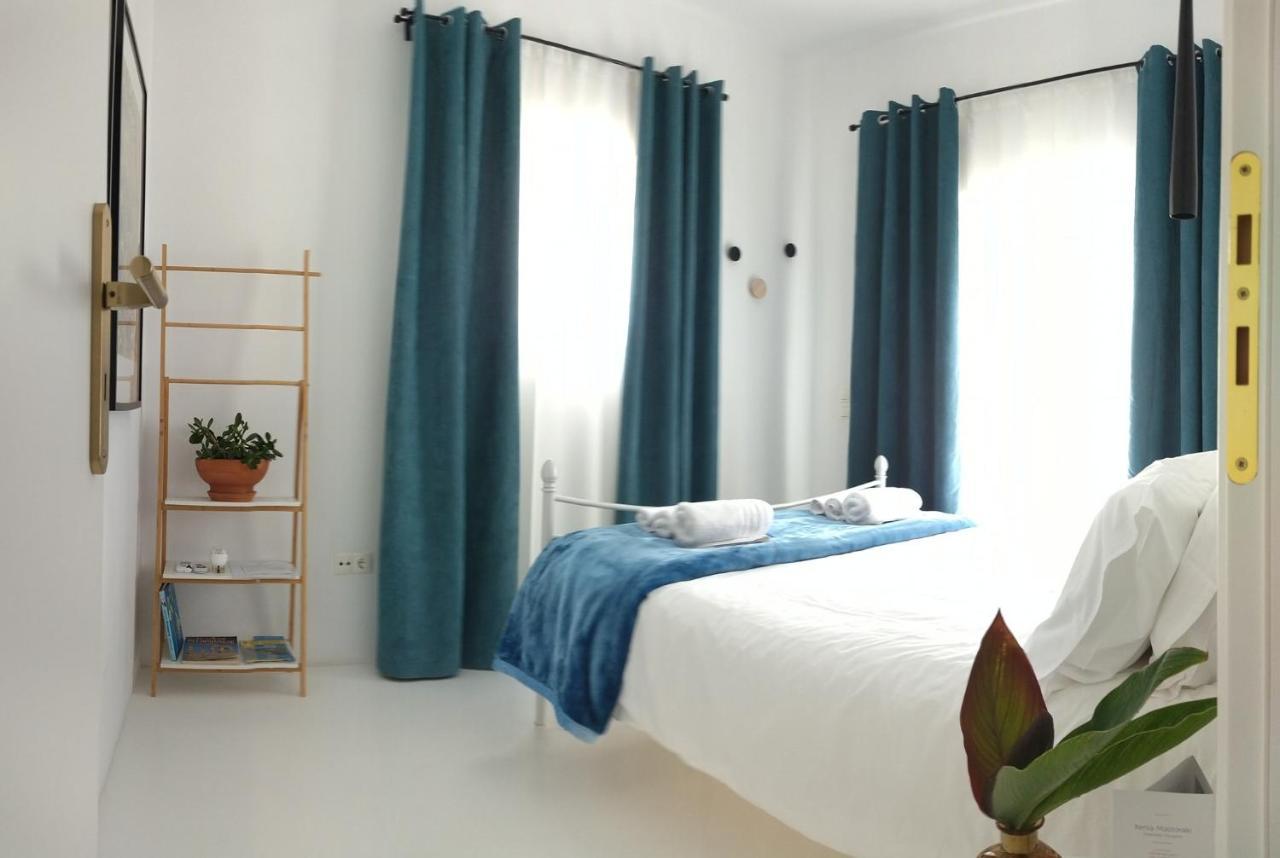 Zen Minimal Luxury Housing Tyros Villa Ngoại thất bức ảnh