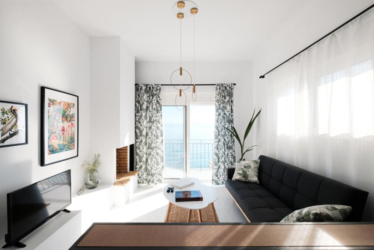 Zen Minimal Luxury Housing Tyros Villa Ngoại thất bức ảnh